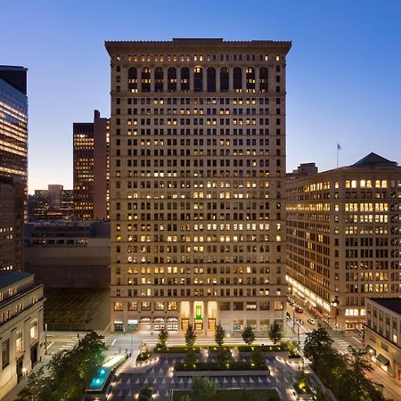 Embassy Suites Pittsburgh-Downtown Exterior foto